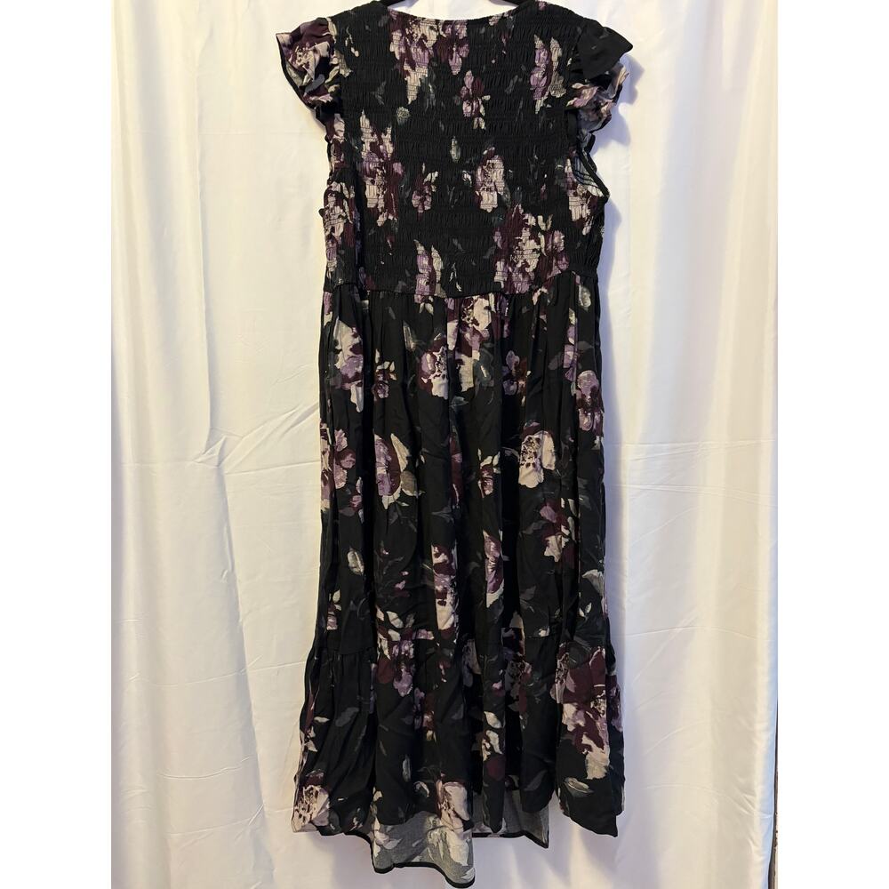 New Torrid Smocked Tiered Maxi Dress Black Purple V-Neck Cap Sleeve Sz 2X - Picture 2 of 5